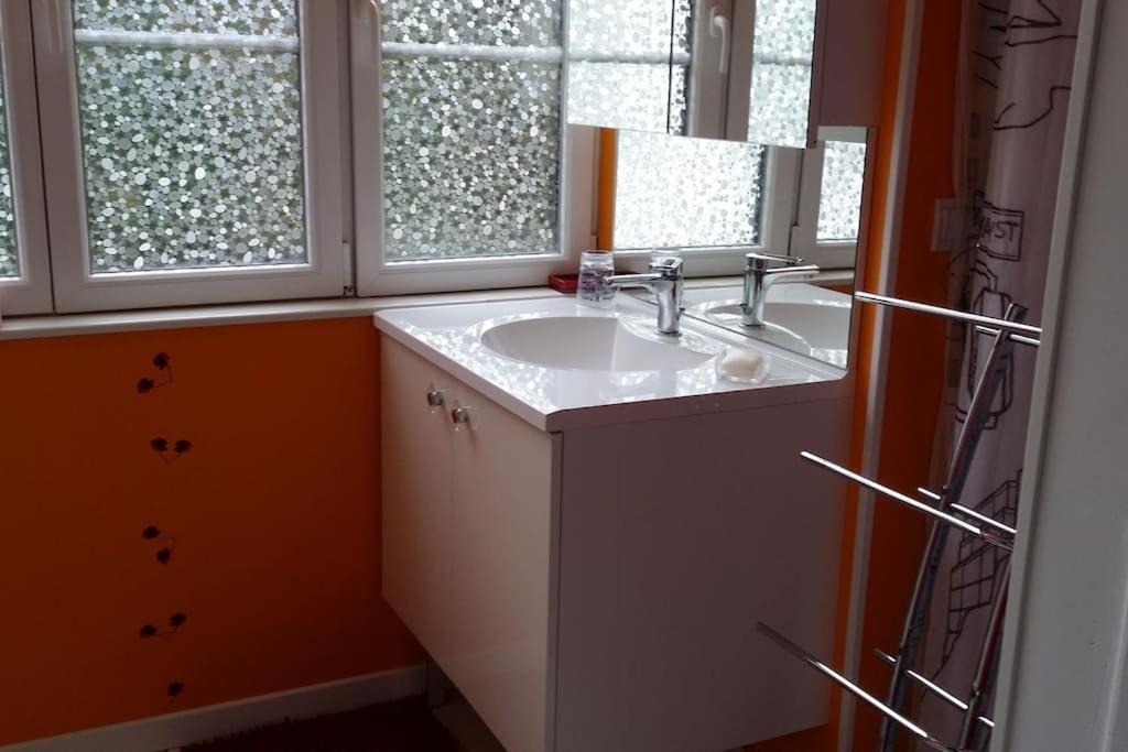 Chez Ghys Lägenhet Eaux-Bonnes Exteriör bild